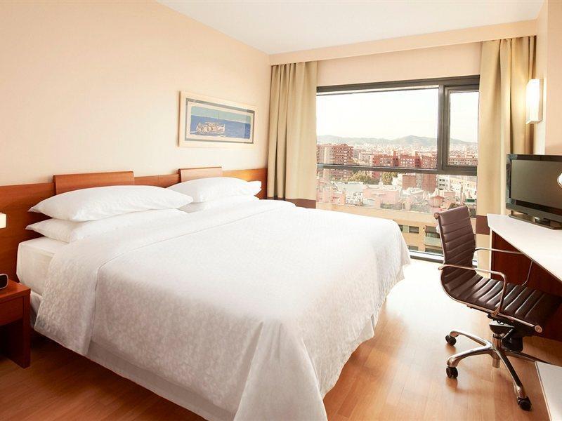 Four Points By Sheraton Barcelona Diagonal Hotel Luaran gambar